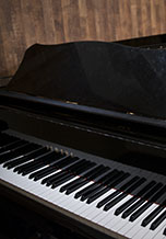 グランドピアノ